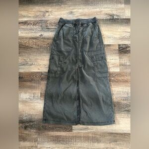 American Eagle Grey Cargo Skirt